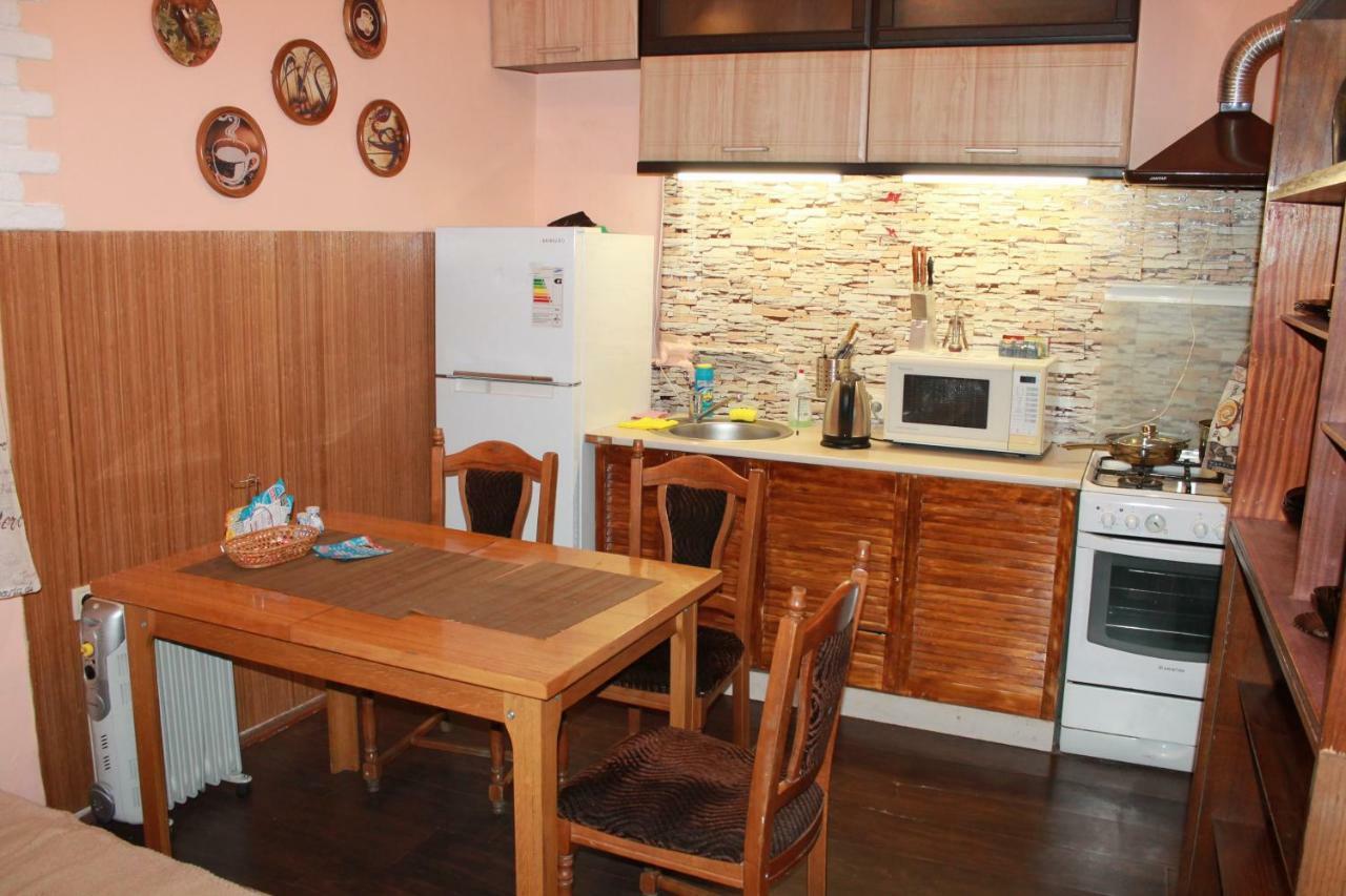 Apartment On Rynok Square Lviv Eksteriør bilde